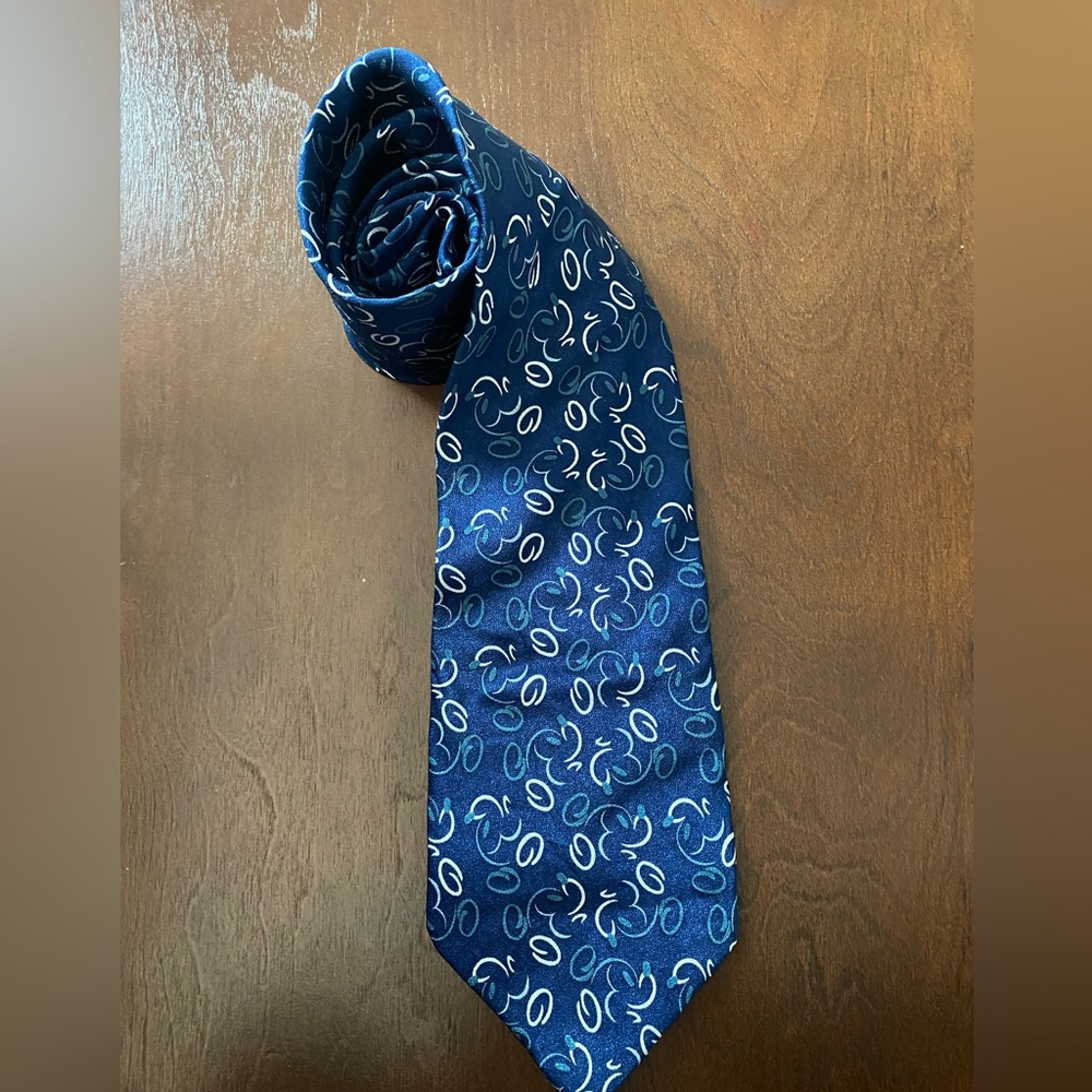 Mickey Mouse Men’s Handmade 100% Silk Necktie From Disney World